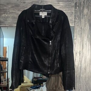 Elegant Black Leather Jacket for Women